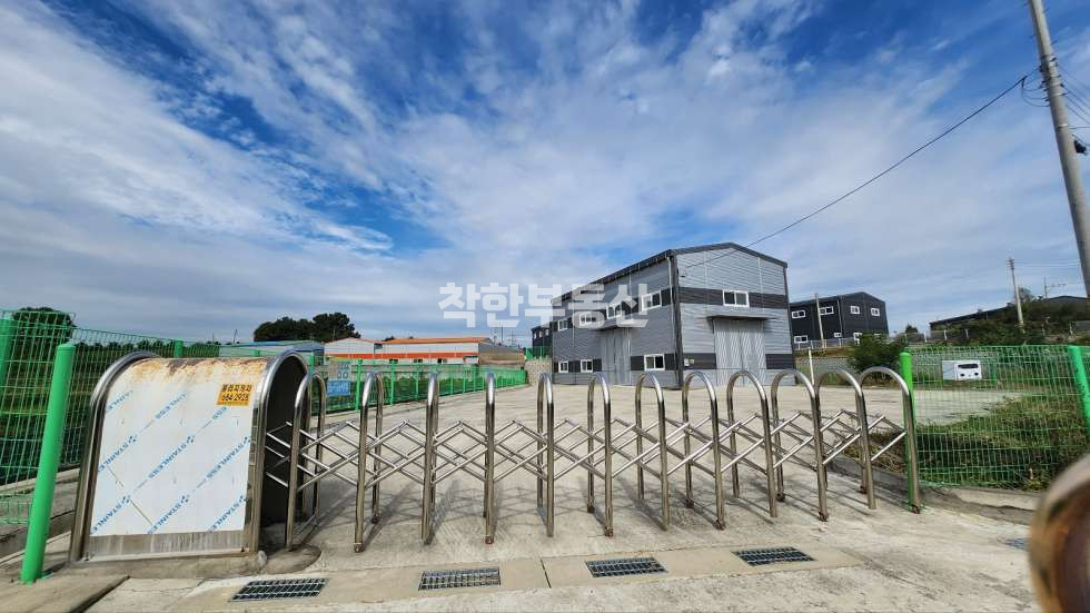 경기 화성만세구 양감면 용소리 1동 용소리 60평 공장 매매 / 화성시 양감면 창고 제조장 매매 / 가격저렴 매매 매물번호 10040 사진 3