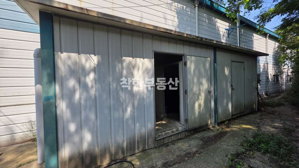경기 화성효행구 정남면 백리 나동 화성시 정남면 백리 공장 임대 /150평 / 민원없는 공장/ 월세 매물번호 10131 사진 10