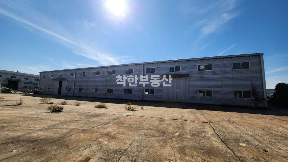 경기 화성만세구 양감면 사창리 9동 330평 단독 공장, 호이스트 5톤, 전기 50kw 월세 매물번호 10014 사진 2